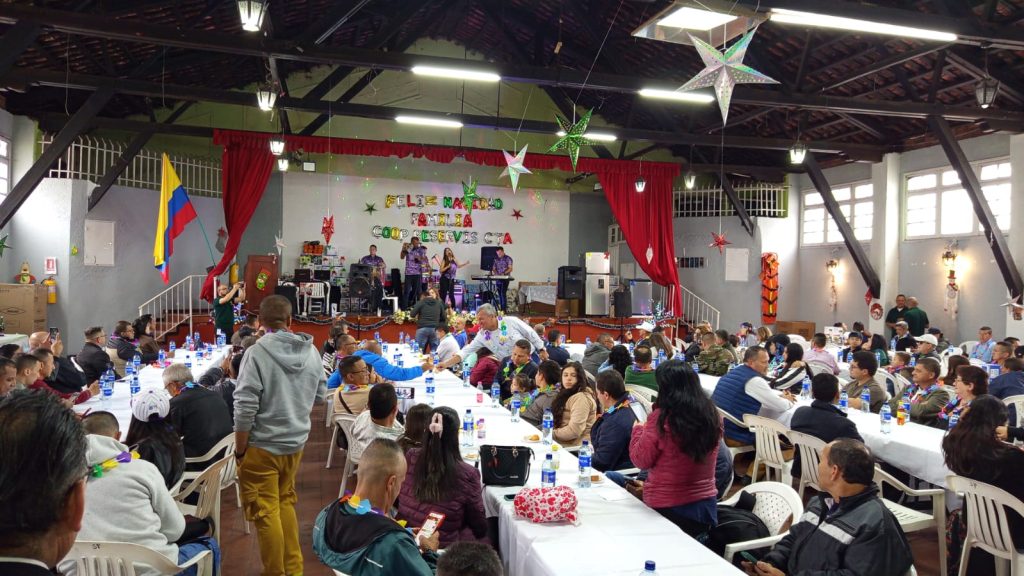 Coop Reservis celebra la navidad junto a sus asociados
